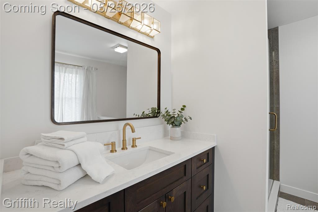 10232 Spencer Road Brighton, MI 48114 - Photo 27 of 57