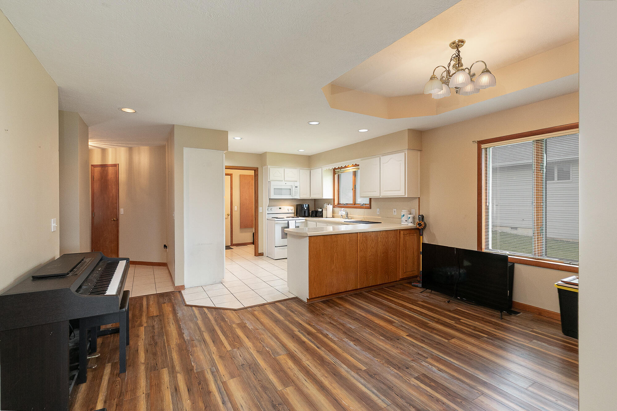 654-656 Pine Ridge Street Marshfield, MO 65706 - Photo 43 of 68 656 Kitchen/dining