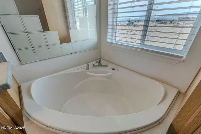 $469,000 | 6225 Anderson Lane, Stagecoach, NV 89429