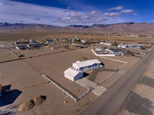 $469,000 | 6225 Anderson Lane, Stagecoach, NV 89429