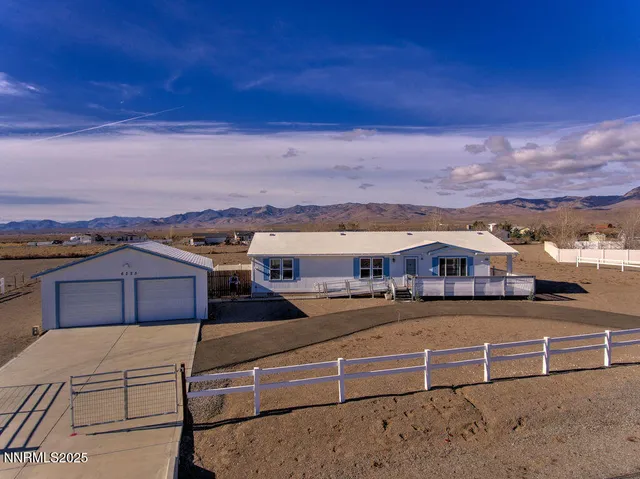 $469,000 | 6225 Anderson Lane, Stagecoach, NV 89429