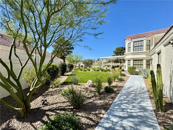$3,285 | 5269 Crooked Valley Drive, Las Vegas, NV 89149