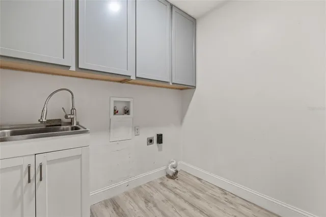 $549,900 | 603 Cottage Grove Circle, Valrico, FL 33594