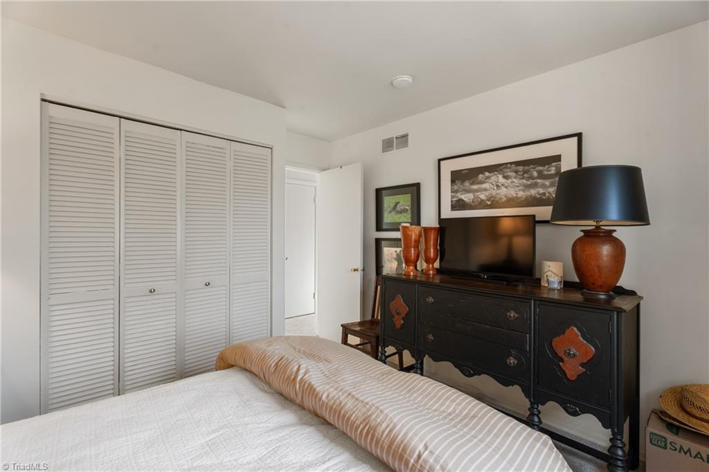 2946 St Marks Road Southwest, Unit I Winston-Salem, NC 27103 - Photo 16 of 27