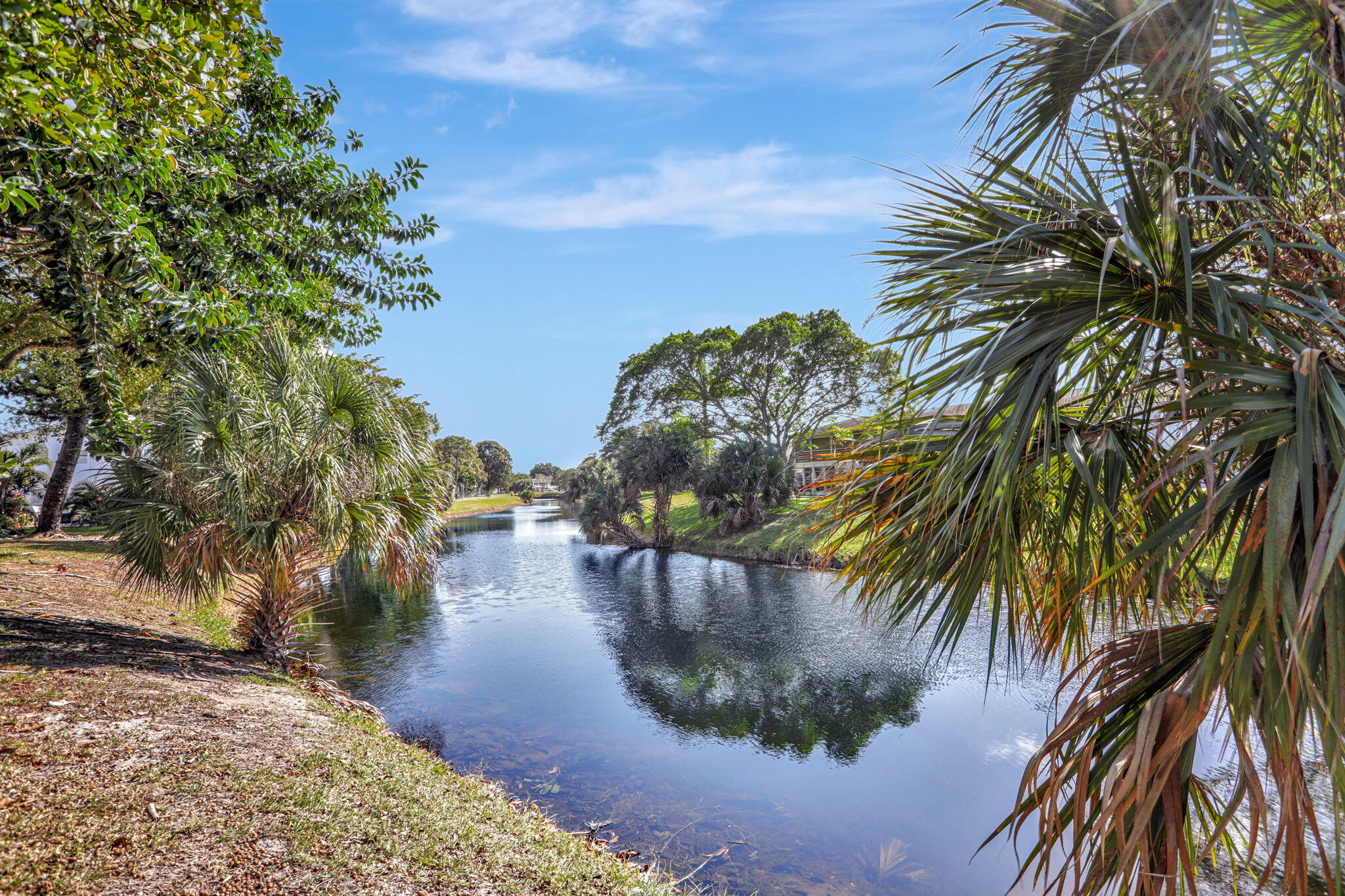 86 Lyndhurst D, Unit D Deerfield Beach, FL 33442 - Photo 16 of 42 a view of a yard