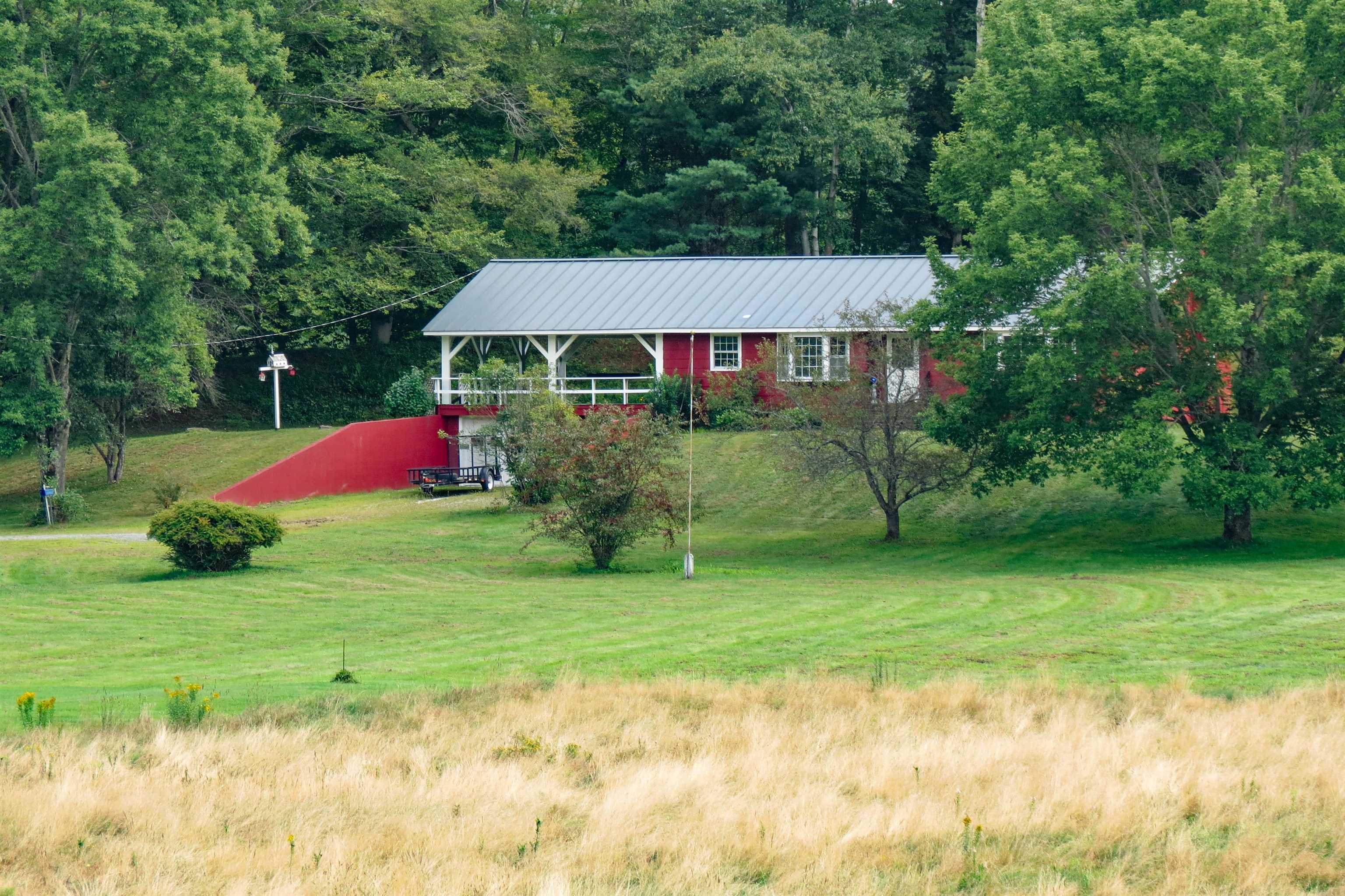 62 Heald Road Cavendish, VT 05142 - Photo 3 of 28