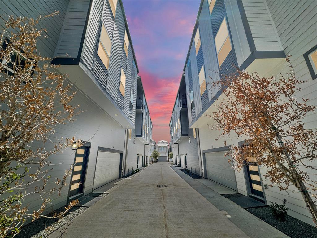 1221 West 16th Street, Unit B Houston, TX 77008 - Photo 1 of 13 a view of staircase and utility room