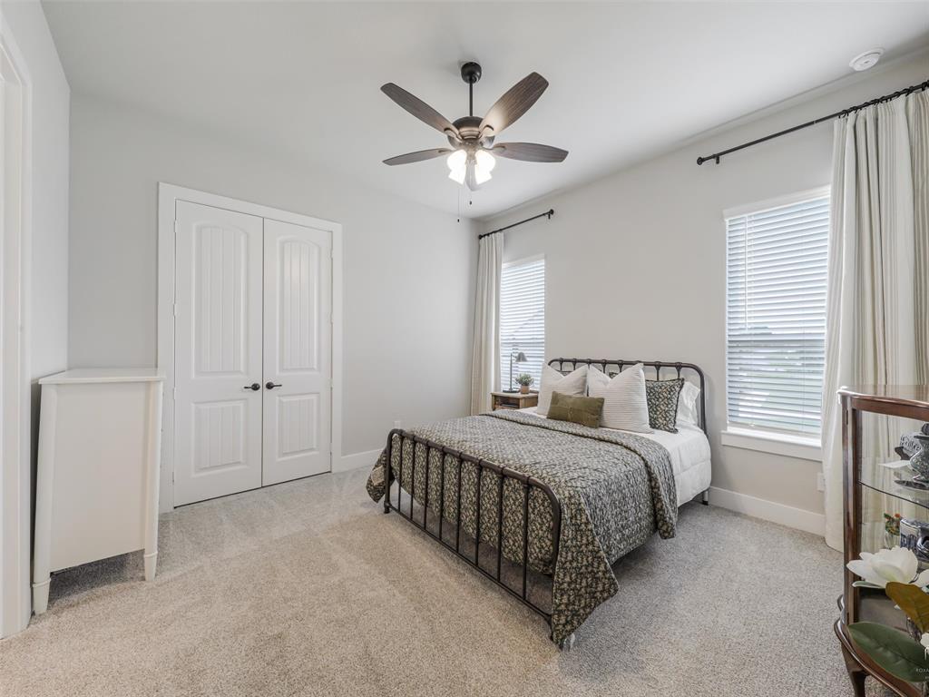 544 Majors Road Van Alstyne, TX 75495 - Photo 5 of 36 a bedroom with bed and window