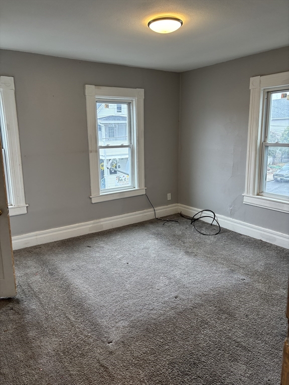 27 Chester Street Springfield, MA 01105 - Photo 16 of 19