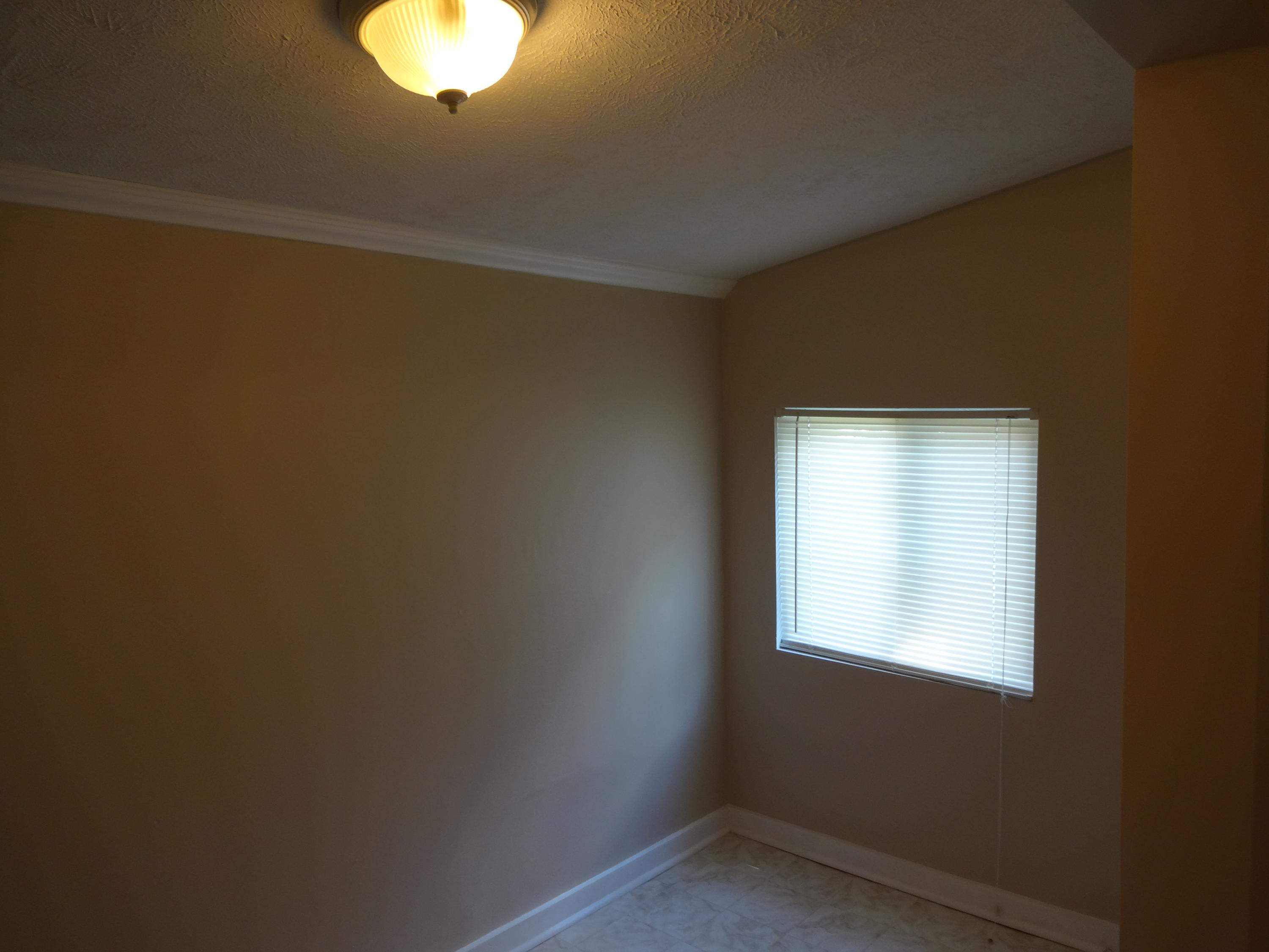 718 East Lincoln Road Alcoa, TN 37701 - Photo 3 of 14 Kitchen nook