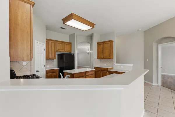 $2,200 | 924 Abbeyglen Castle Drive, Pflugerville, TX 78660