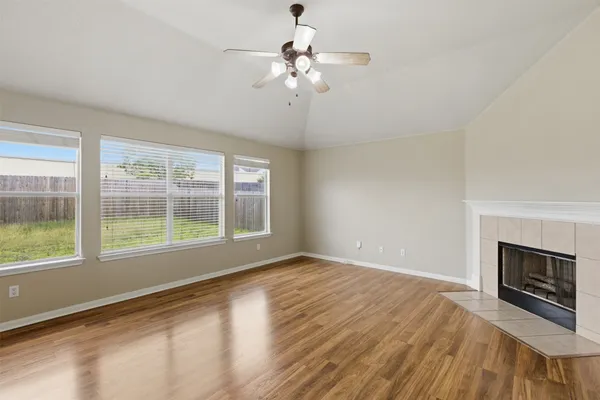 $2,200 | 924 Abbeyglen Castle Drive, Pflugerville, TX 78660