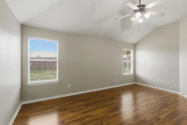 $2,200 | 924 Abbeyglen Castle Drive, Pflugerville, TX 78660