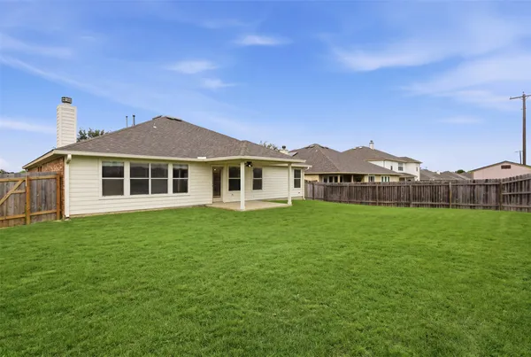 $2,200 | 924 Abbeyglen Castle Drive, Pflugerville, TX 78660