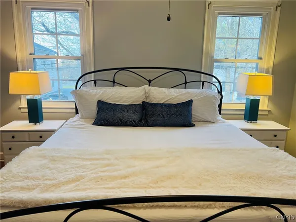 $4,200 | 22 State Street, Skaneateles, NY 13152