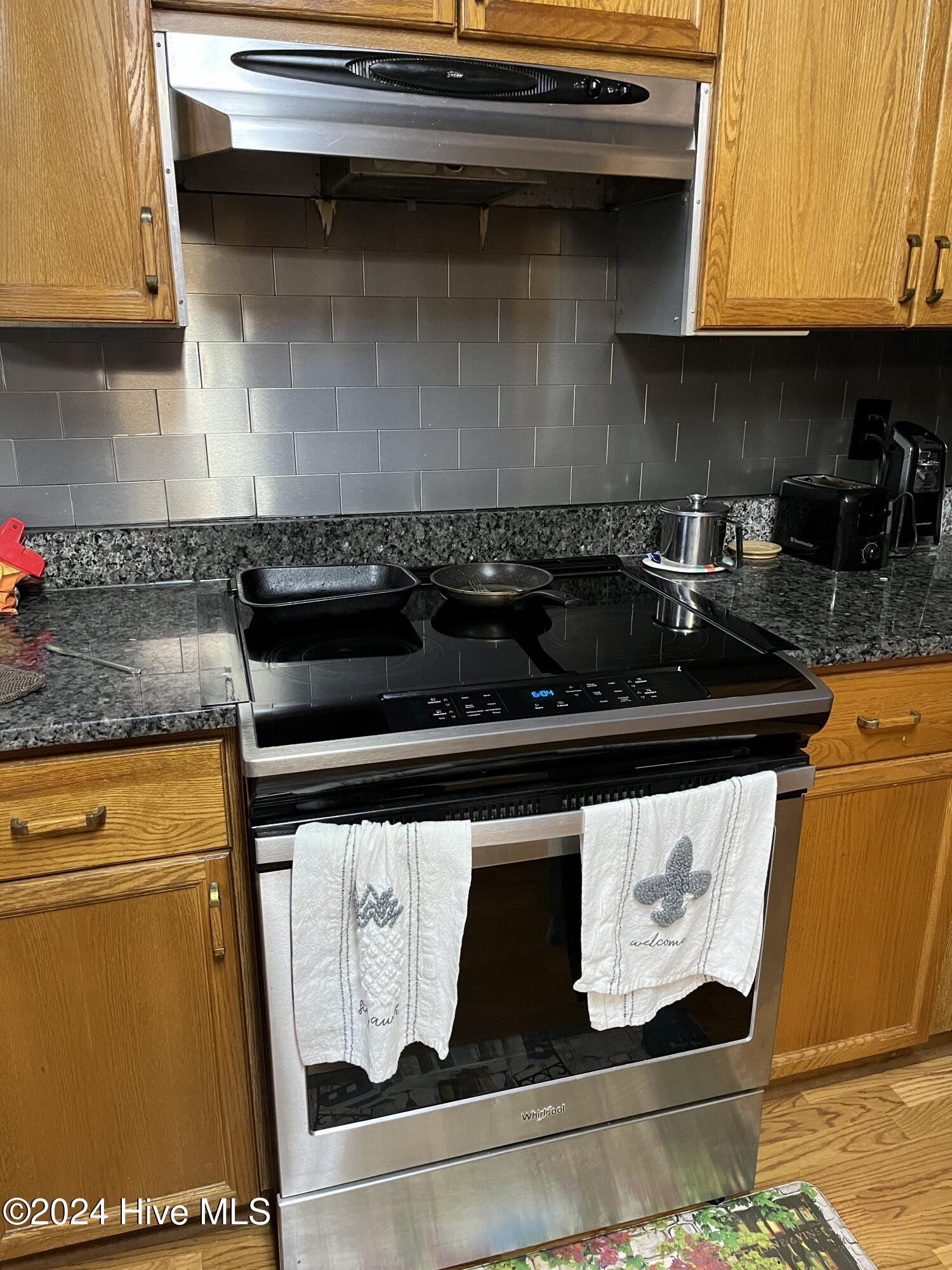 129 Doby Road Cameron, NC 28326 - Photo 12 of 30 Kitchen stove.