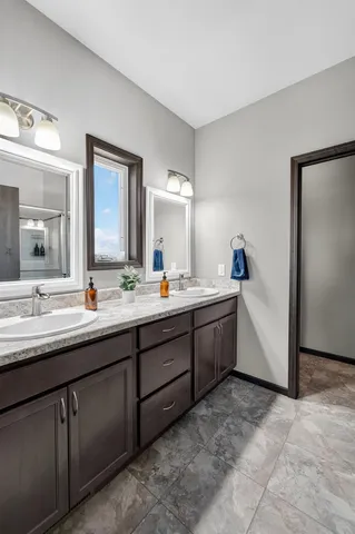 $514,900 | 2917 Green Blue Mounds Wi 53517, Blue Mounds, WI 53517