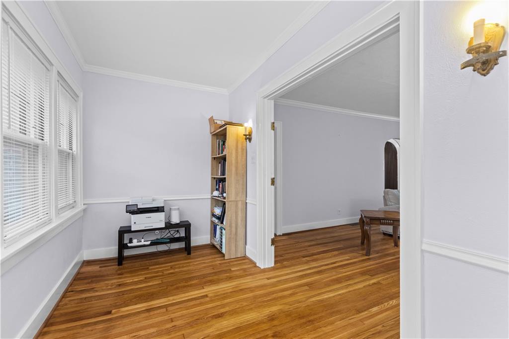 1355 Washington Road Pittsburgh, PA 15228 - Photo 11 of 49 Perfect office or den space.