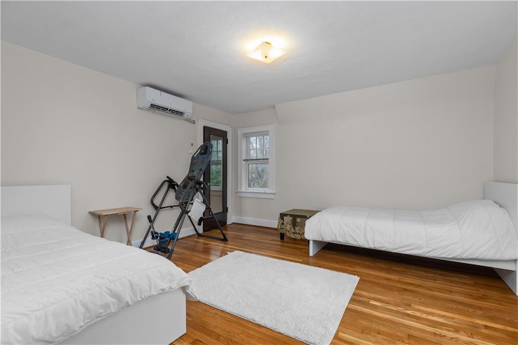 1355 Washington Road Pittsburgh, PA 15228 - Photo 28 of 49 Bedroom 3.