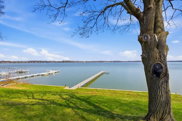 $2,299,000 | W398N6198 Mary Lane, Oconomowoc, WI 53066