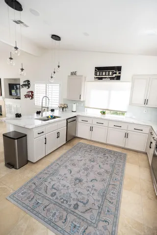 $8,000 | 40600 VÃa Fonda, Palm Desert, CA 92260