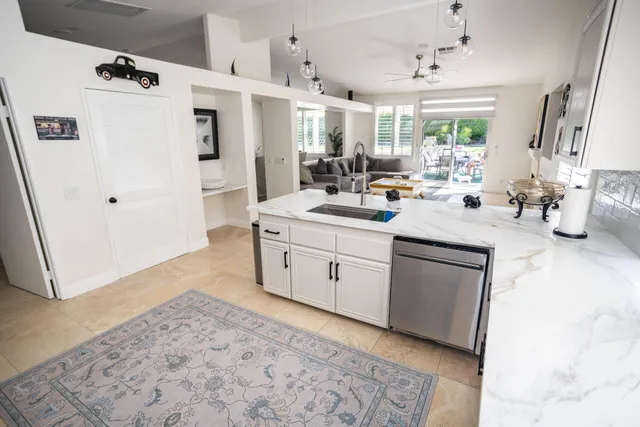 $8,000 | 40600 VÃa Fonda, Palm Desert, CA 92260