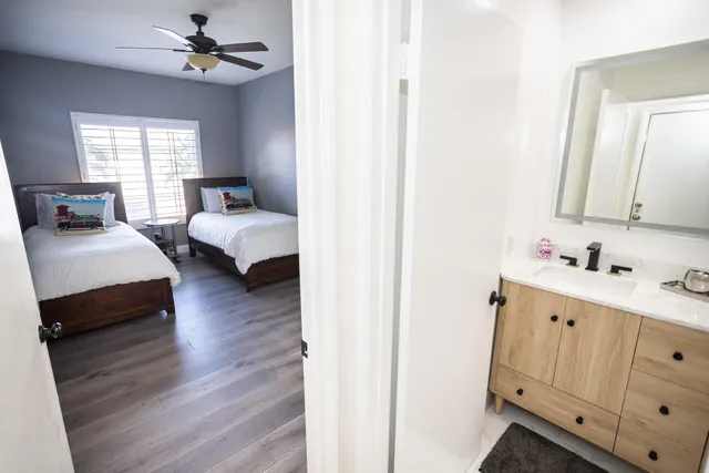 $8,000 | 40600 VÃa Fonda, Palm Desert, CA 92260