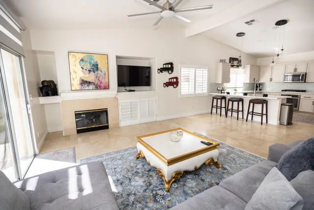 $8,000 | 40600 VÃa Fonda, Palm Desert, CA 92260