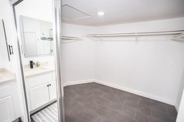 $8,000 | 40600 VÃa Fonda, Palm Desert, CA 92260