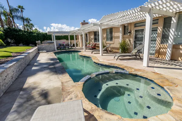 $12,000 | 40600 VÃa Fonda, Palm Desert, CA 92260