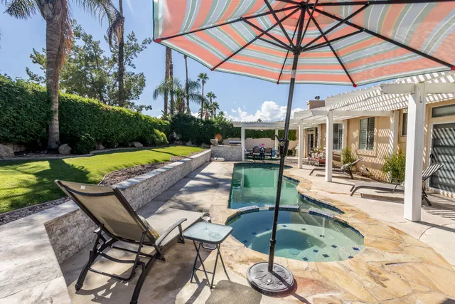 $8,000 | 40600 VÃa Fonda, Palm Desert, CA 92260