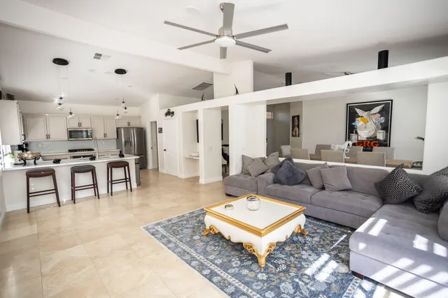 $8,000 | 40600 VÃa Fonda, Palm Desert, CA 92260