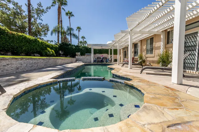 $8,000 | 40600 VÃa Fonda, Palm Desert, CA 92260