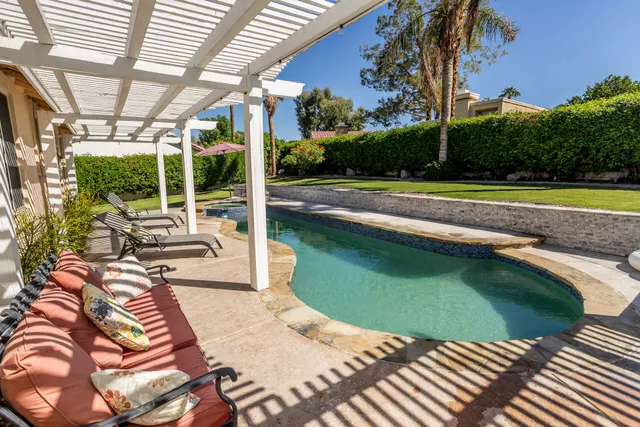 $8,000 | 40600 VÃa Fonda, Palm Desert, CA 92260