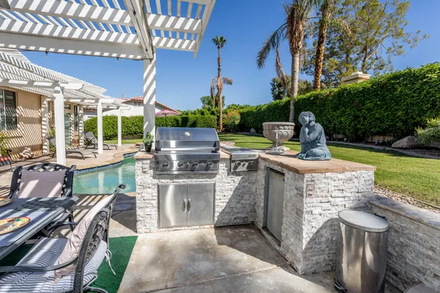 $8,000 | 40600 VÃa Fonda, Palm Desert, CA 92260