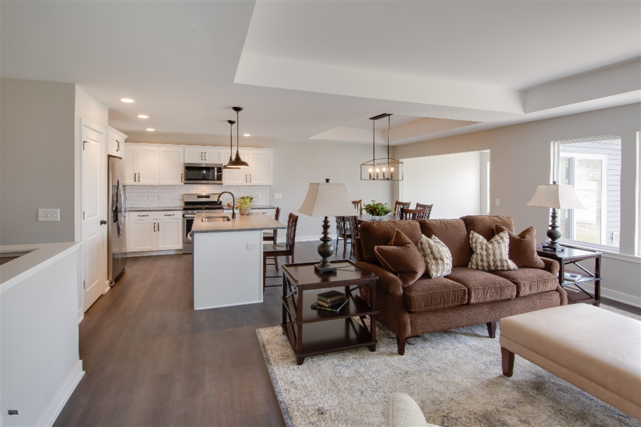 3848 Wetherington Point, Unit 98 Kalamazoo, MI 49009 - Photo 5 of 28