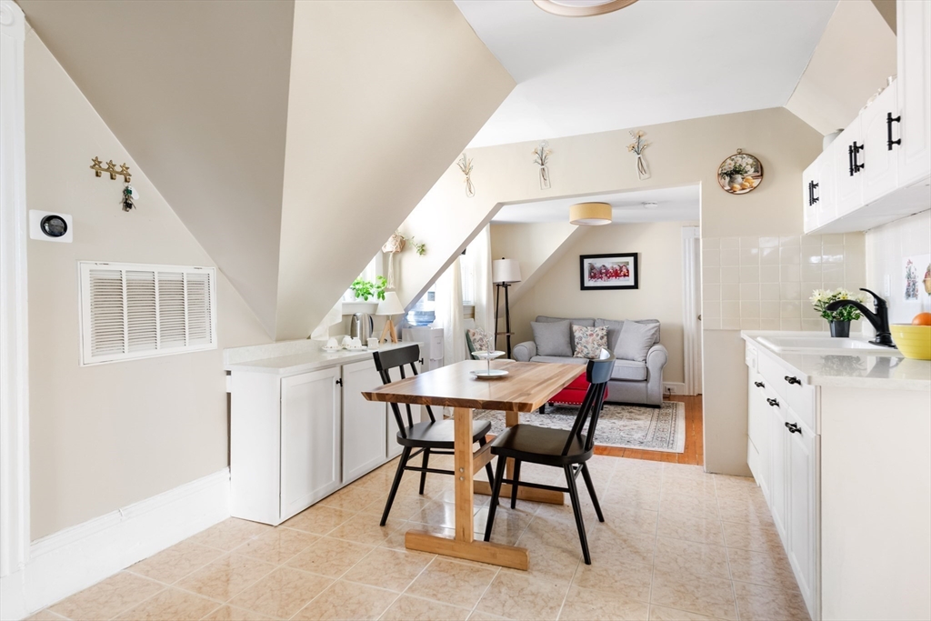 156 First Parish Road, Unit 6 Scituate, MA 02066 - Photo 5 of 14