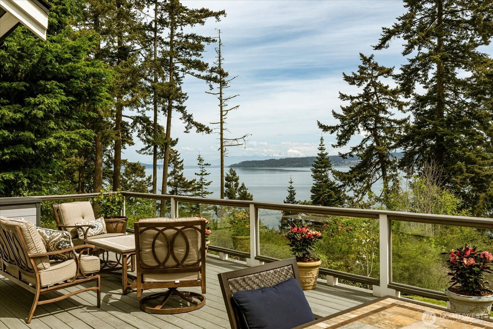 637 Race Road Coupeville, WA 98239 - Photo 2 of 40 Gallery Image 2