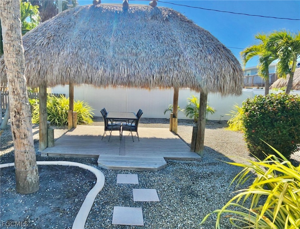 4870 Coquina Road Fort Myers Beach, FL 33931 - Photo 10 of 31