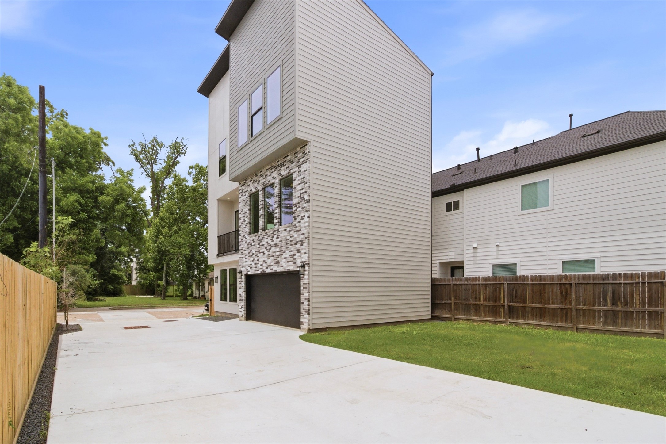 5510 Hardy Street Houston, TX 77009 - Photo 5 of 25