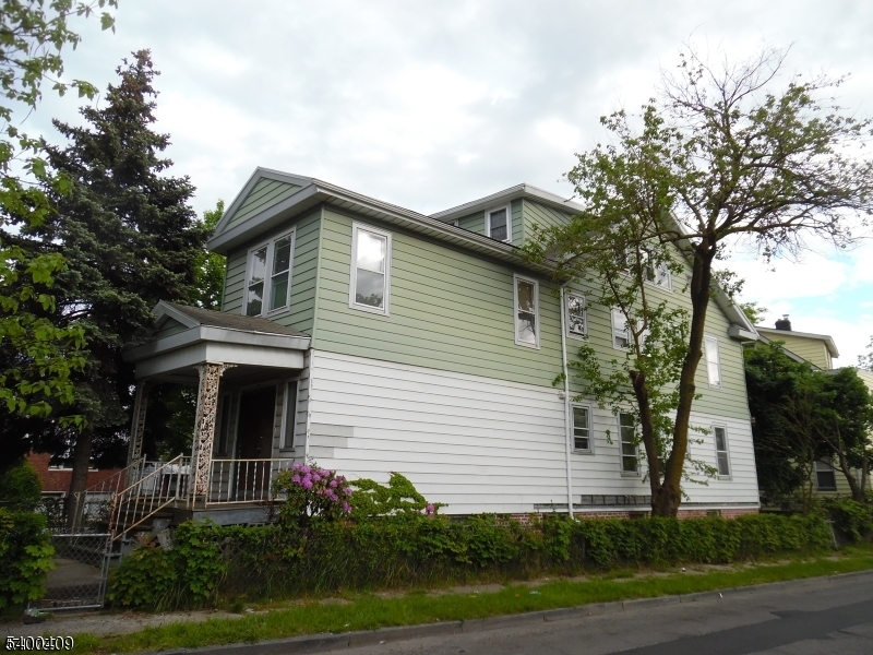 827 South 20th Street Newark, NJ 07108 - Photo 3 of 3