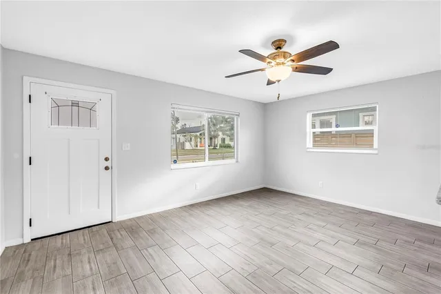 $2,400 | 5026 3rd Avenue South, St. Petersburg, FL 33707