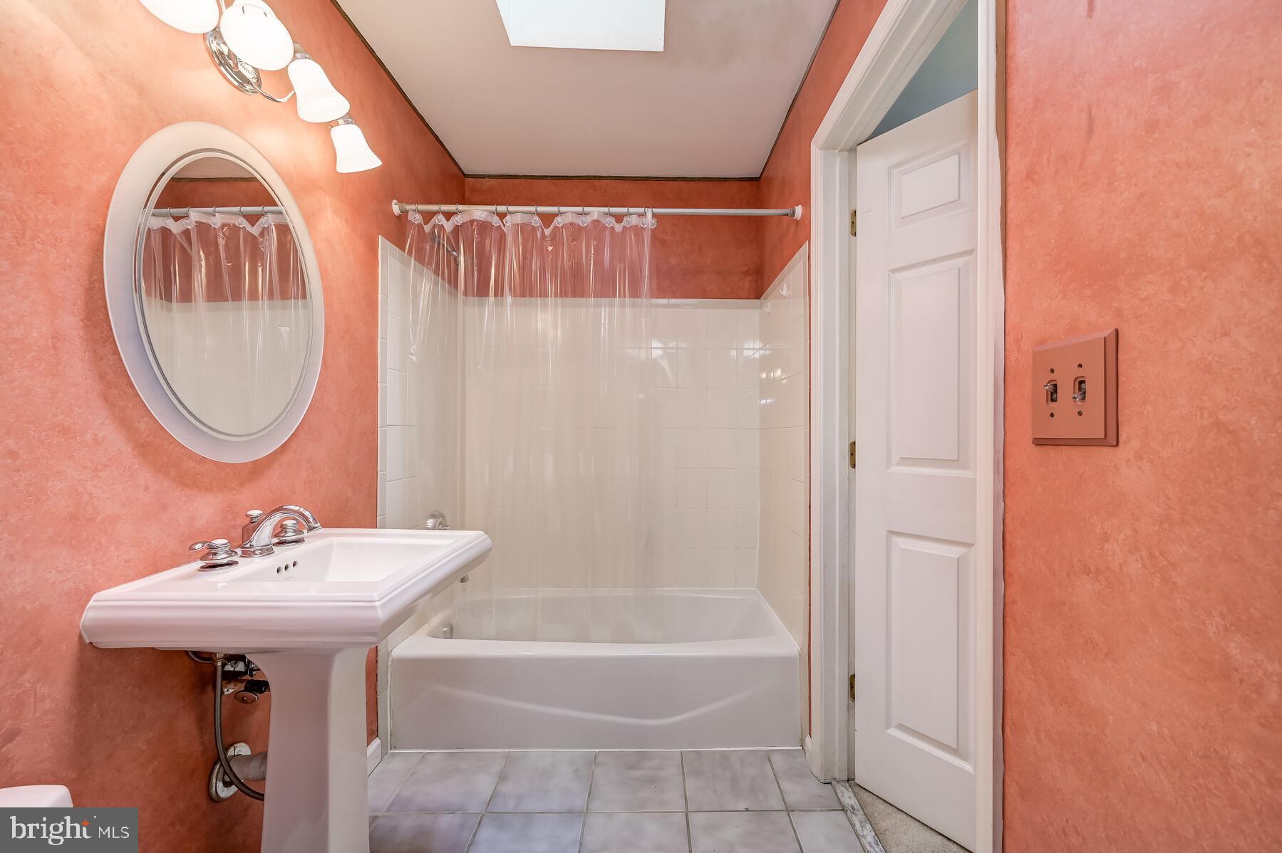 7640 Paradise Beach Road Pasadena, MD 21122 - Photo 22 of 32 Gallery Image 22