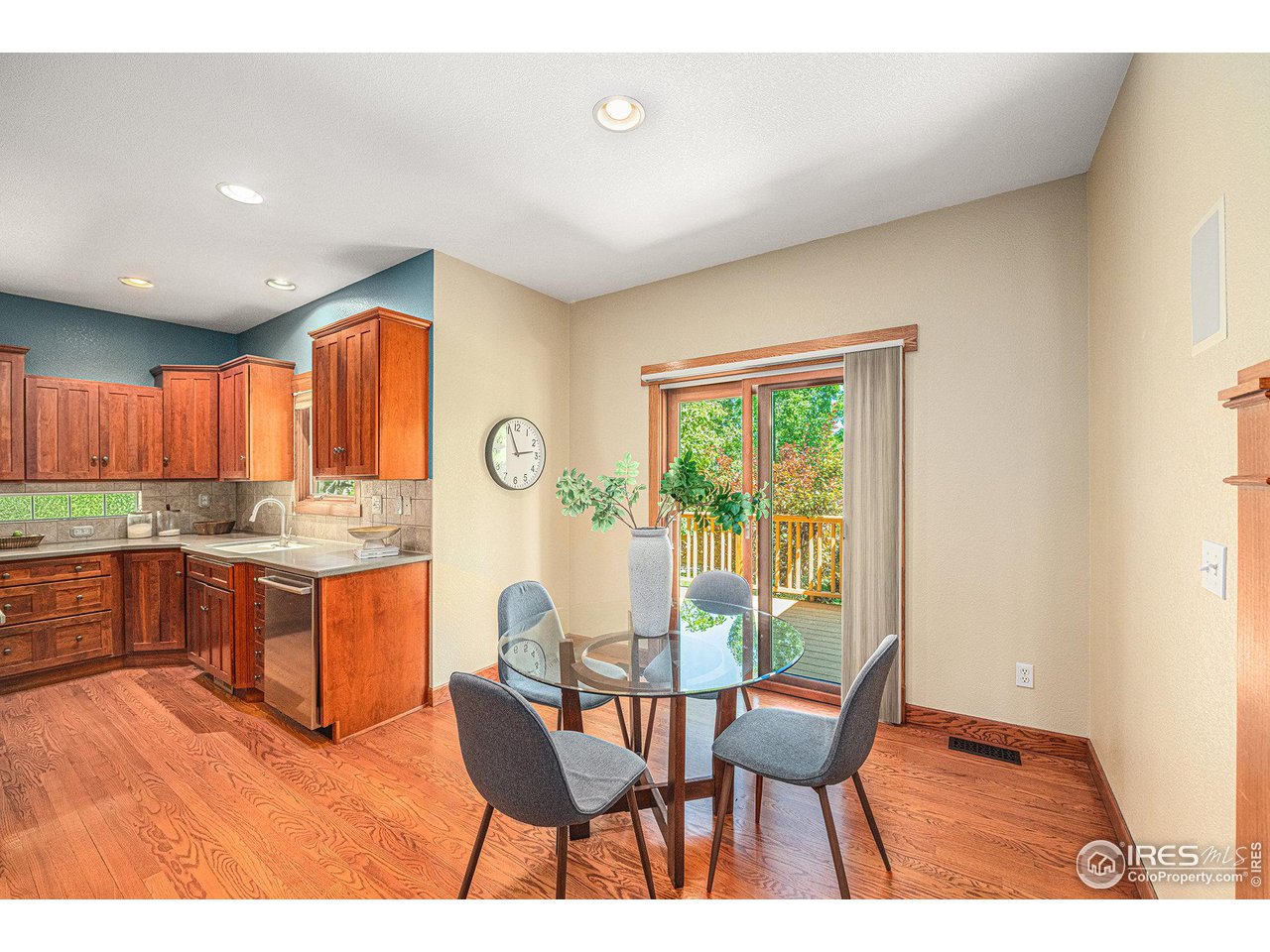 4244 Rolling Gate Road Fort Collins, CO 80526 - Photo 9 of 40 Eat in Kitchen