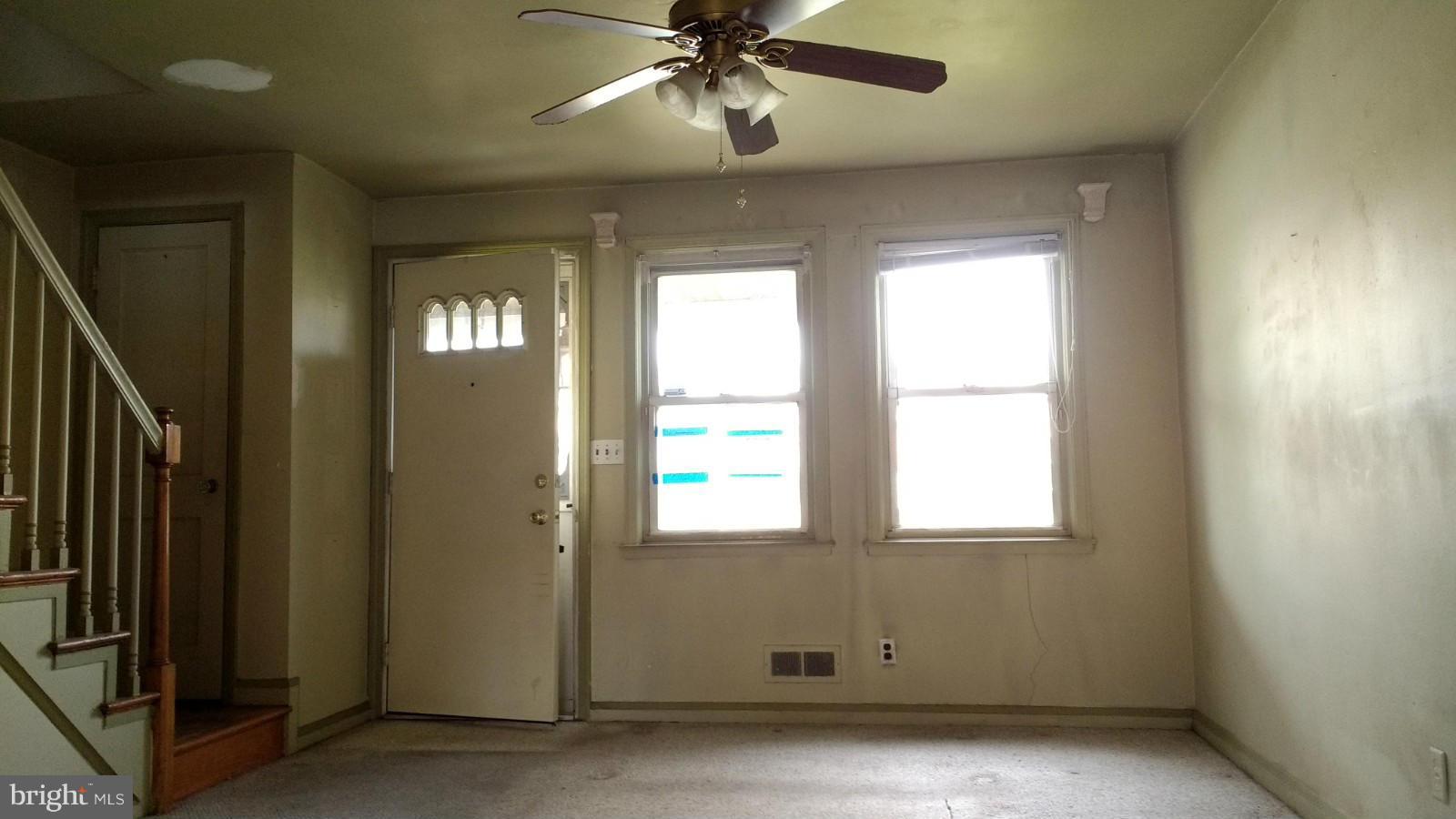 3424 Dunran Road Baltimore, MD 21222 - Photo 2 of 13 Living Room