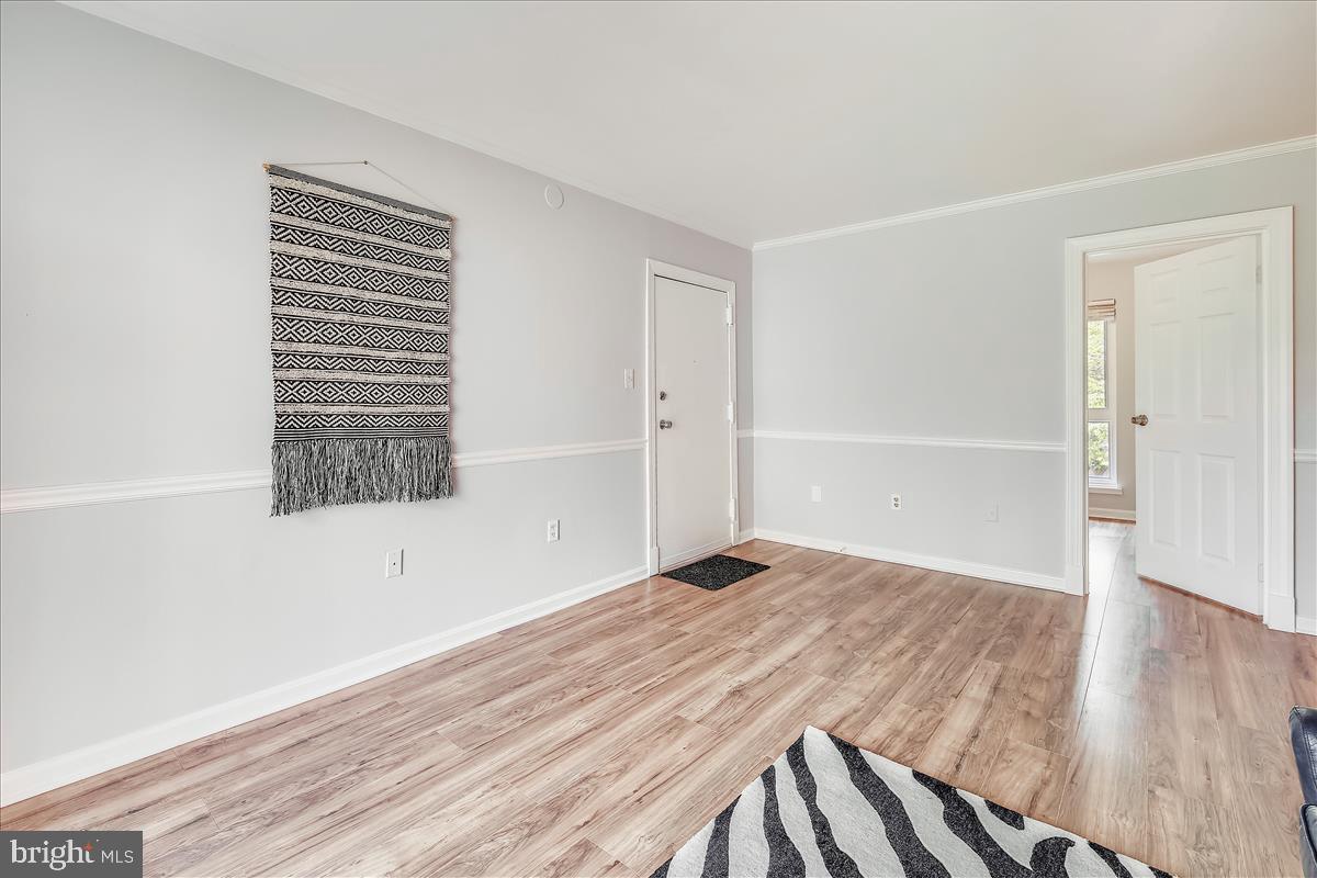 17801 Buehler Road, Unit 2E6 Olney, MD 20832 - Photo 7 of 34 New Luxury Vinyl Wood Floors Throughout