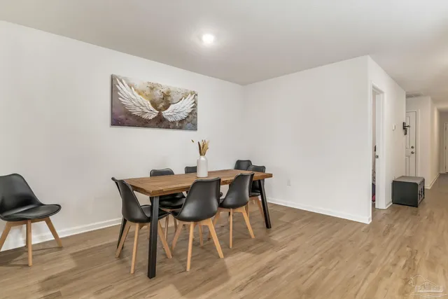 $2,095 | 6793 Paso Fino Drive, Pensacola, FL 32526