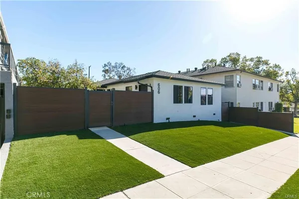 $3,500 | 606 East Cypress Avenue, Unit D, Burbank, CA 91501