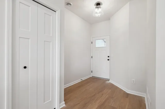 $369,990 | 10330 Birchwood Circle, Victoria, MN 55318