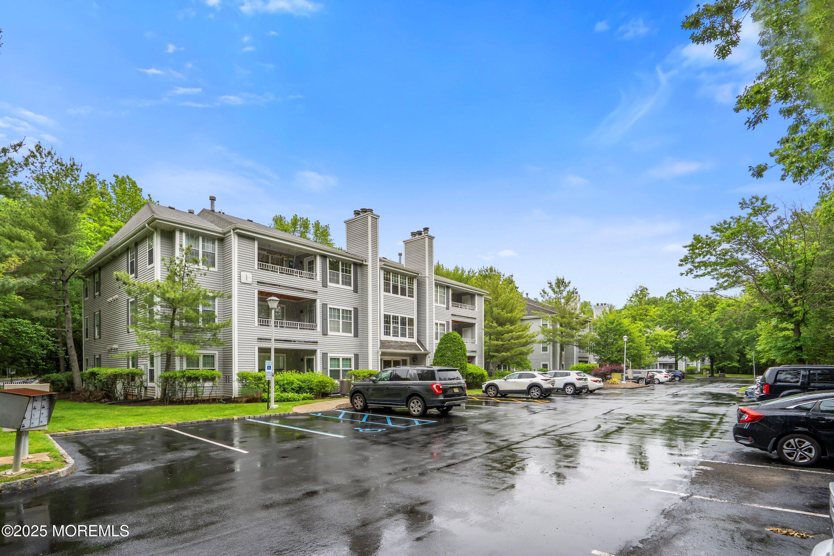 102 Raintree Court, Unit 102 Helmetta, NJ 08828 - Photo 3 of 23 03-Front Left